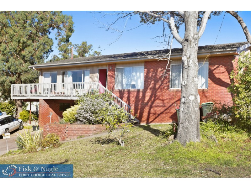 2 Bronwyn Close, Merimbula NSW 2548