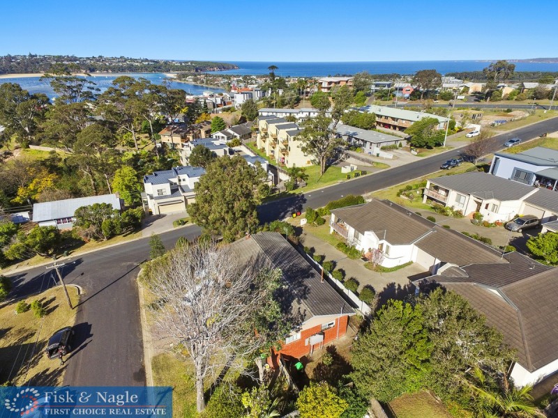 2 Bronwyn Close, Merimbula NSW 2548