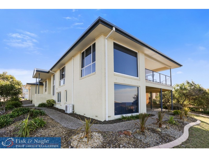 2 Nichole Court, Tura Beach NSW 2548