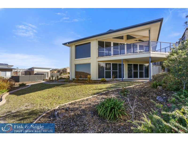 2 Nichole Court, Tura Beach NSW 2548