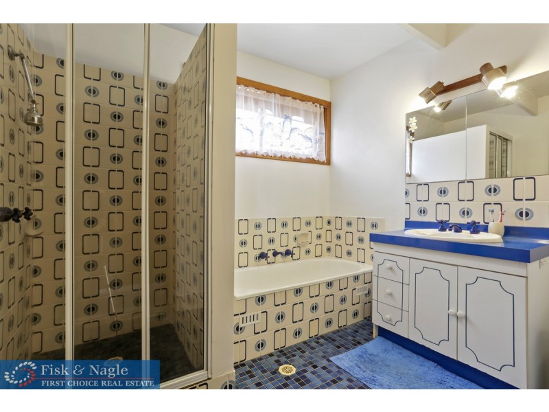 24 Sapphire Crescent, Merimbula NSW 2548