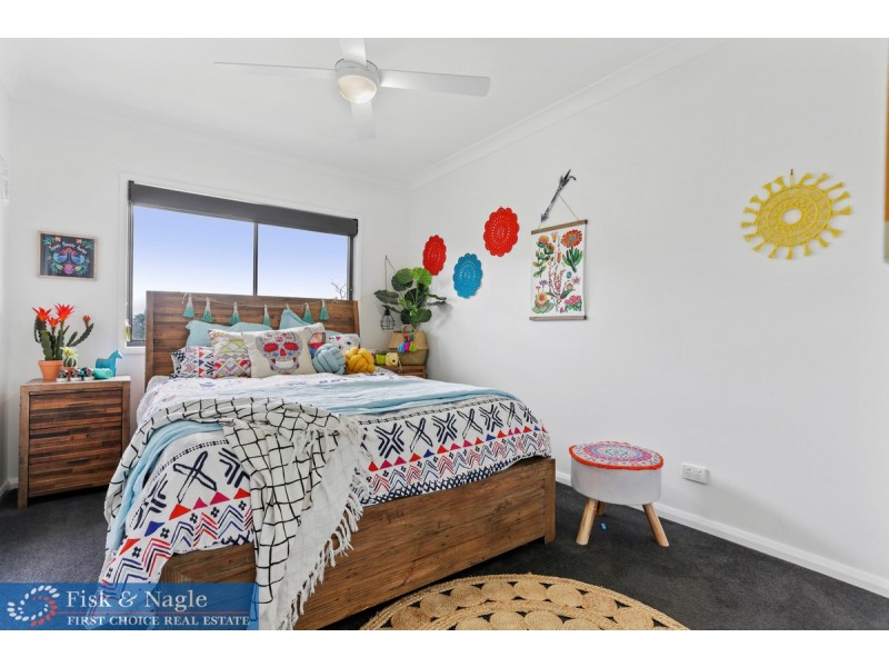13 Newlyns Place, Frogs Hollow NSW 2550