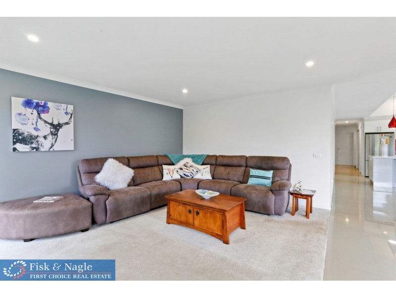 16 Kowara Crescent, Merimbula NSW 2548