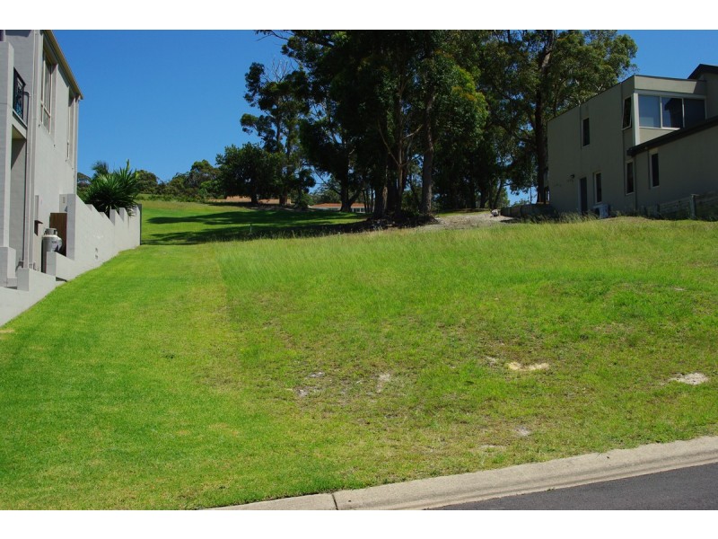 23 The Peninsula, Tura Beach NSW 2548