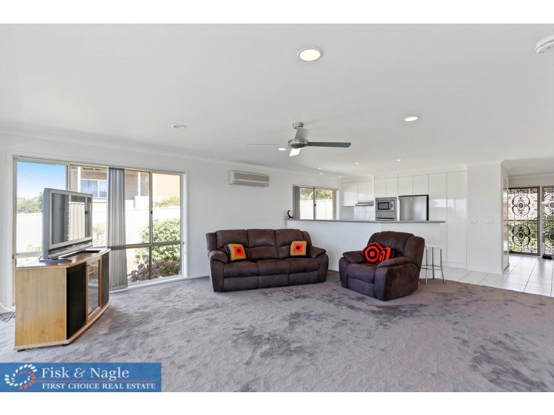 3/8 The Fairway, Tura Beach NSW 2548