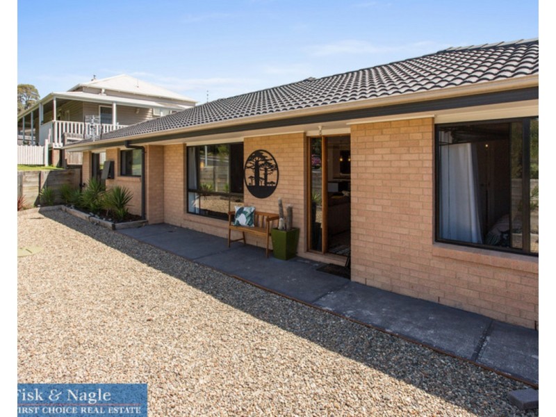 16 Scott Street, Wolumla NSW 2550