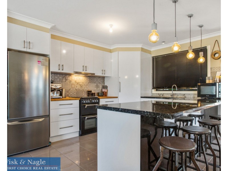 16 Scott Street, Wolumla NSW 2550