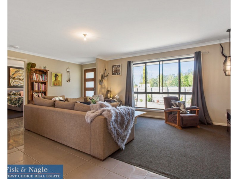 16 Scott Street, Wolumla NSW 2550