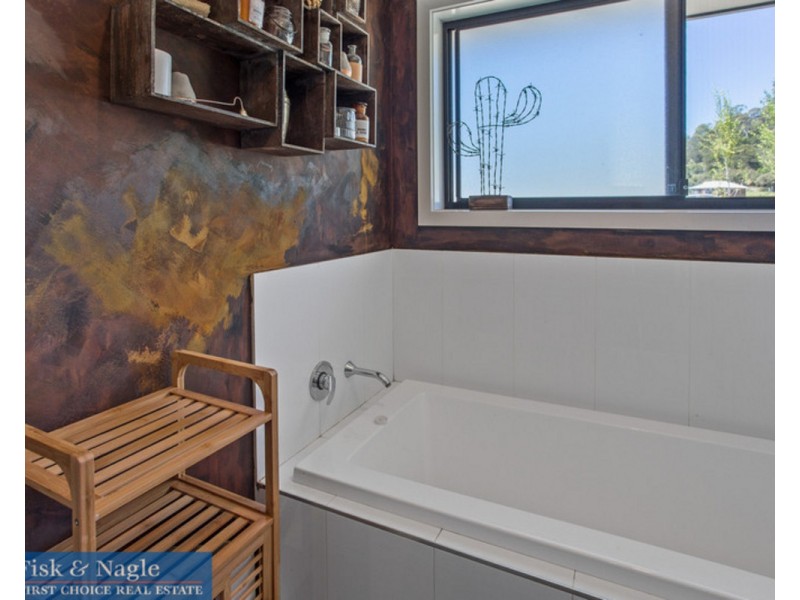 16 Scott Street, Wolumla NSW 2550