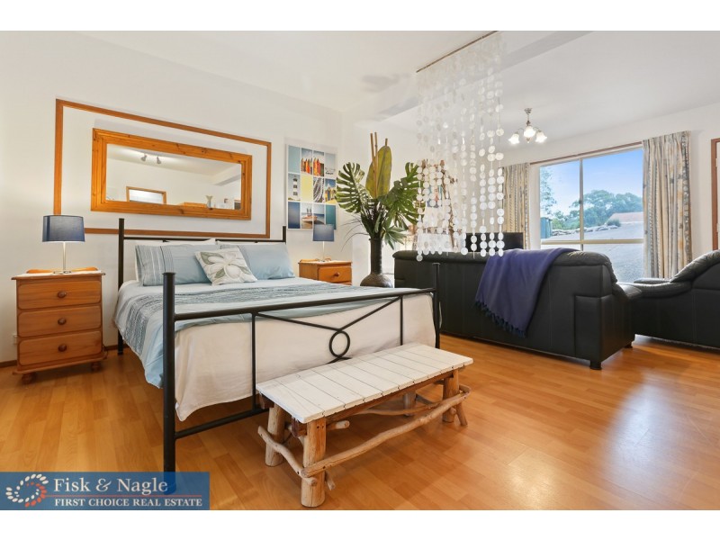 80 Sapphire Coast Drive, Merimbula NSW 2548