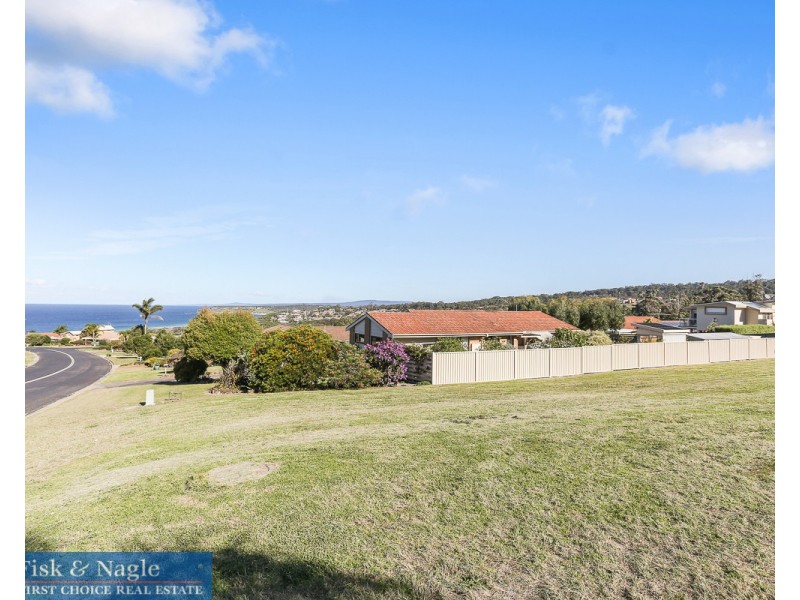 126 Golf Circuit, Tura Beach NSW 2548
