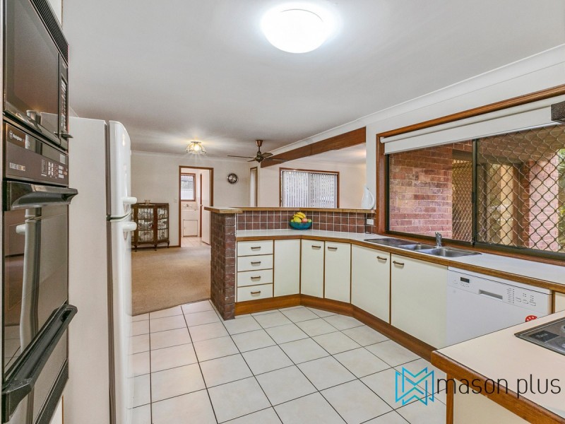 24 Vortigern Street, Carindale QLD 4152