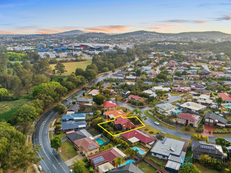 24 Vortigern Street, Carindale QLD 4152