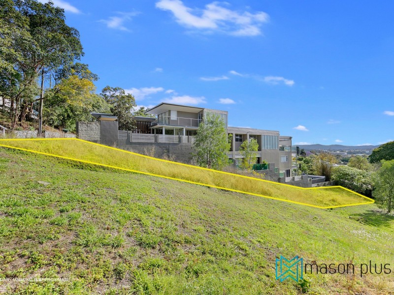 20 Mikado Street, Hamilton QLD 4007