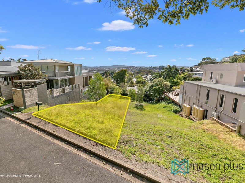 20 Mikado Street, Hamilton QLD 4007