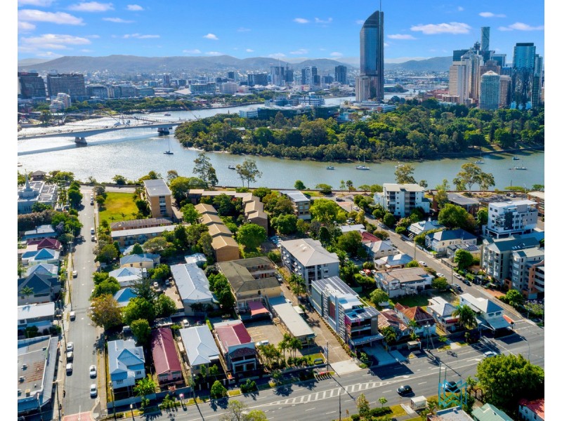 45 Bell Street, Kangaroo Point QLD 4169