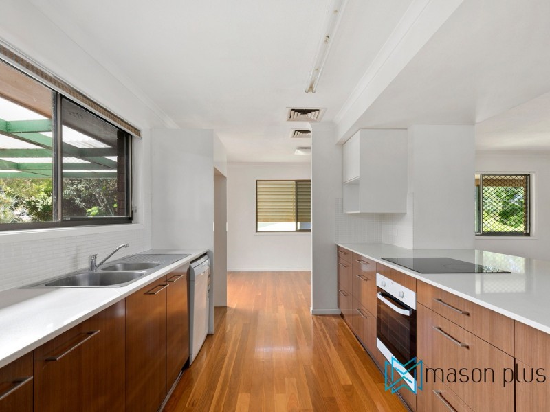 34 Thorne Road, Birkdale QLD 4159