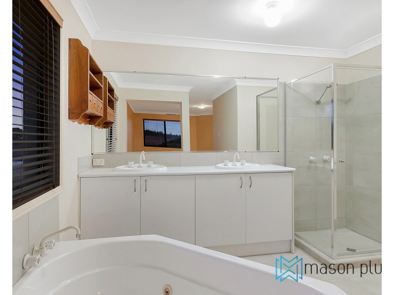 6 BRIDGEWATER Road, Springfield QLD 4300