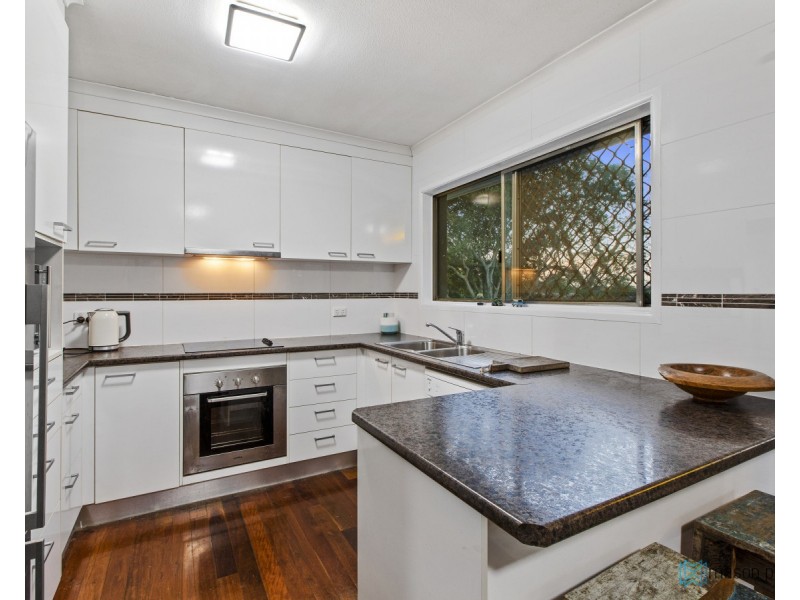 42 Birkdale Road, Birkdale QLD 4159