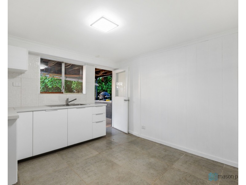 42 Birkdale Road, Birkdale QLD 4159