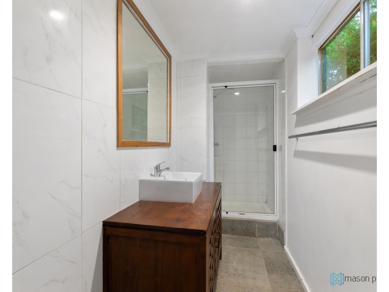 42 Birkdale Road, Birkdale QLD 4159