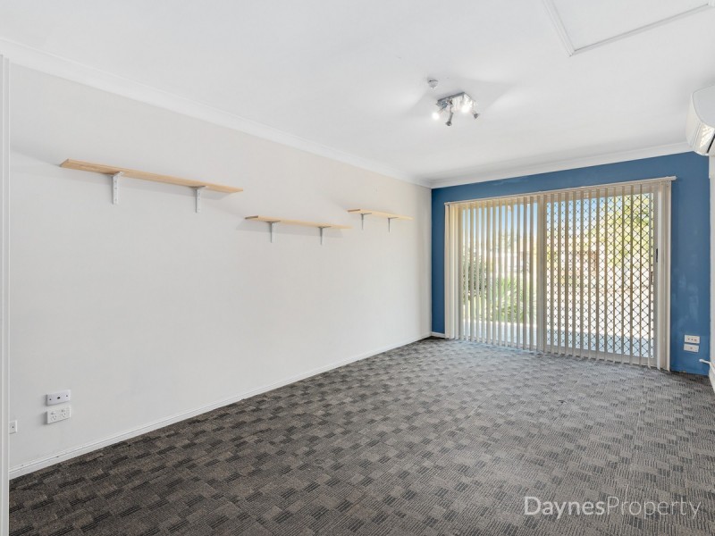 1 Lochore Court, Crestmead QLD 4132