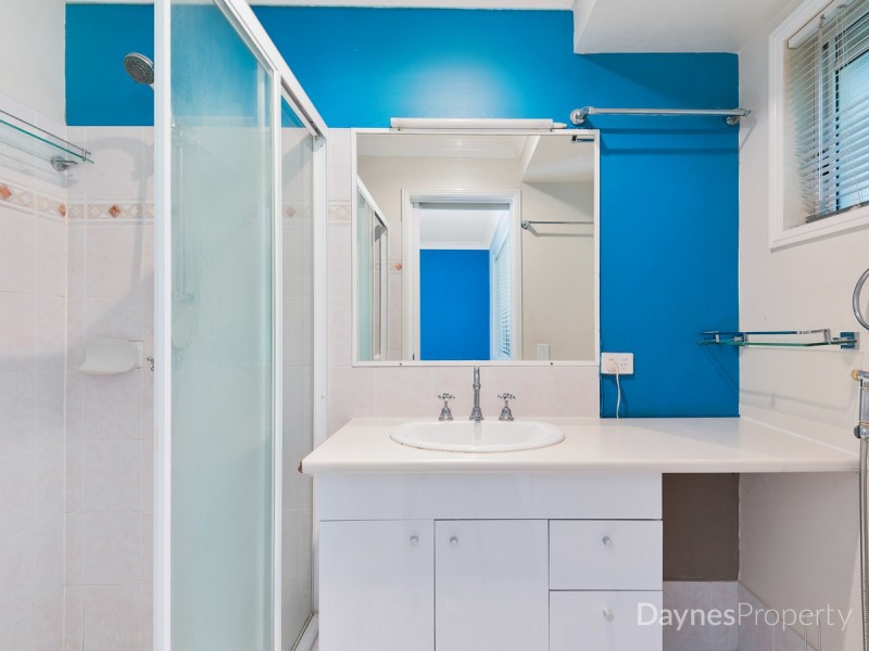 1 Lochore Court, Crestmead QLD 4132