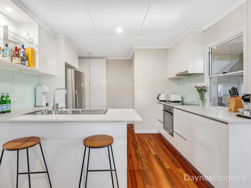 22 Pond Street, Mount Gravatt East QLD 4122