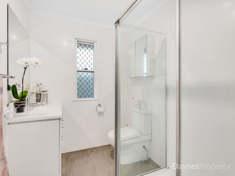 22 Pond Street, Mount Gravatt East QLD 4122