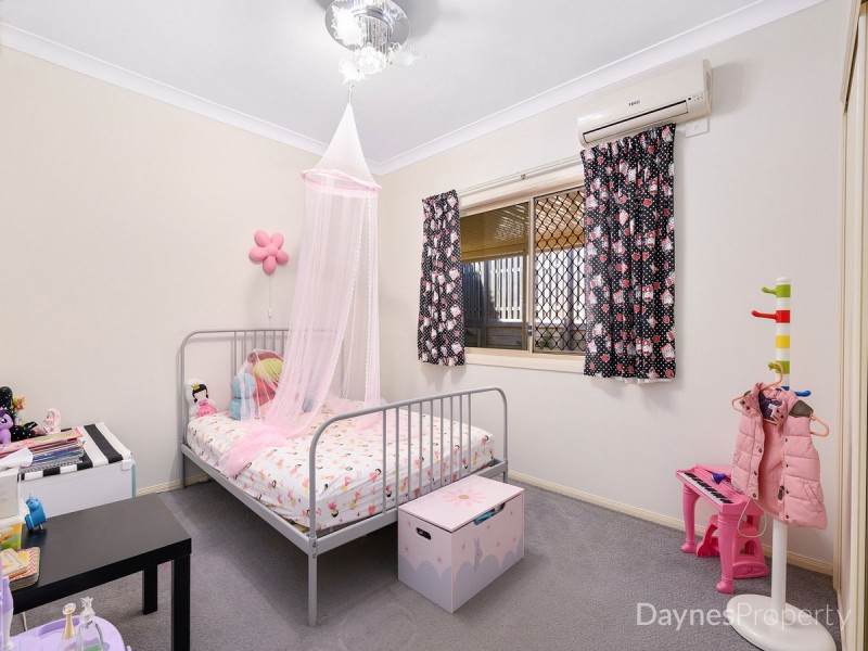 12 Gippsland Place, Calamvale QLD 4116