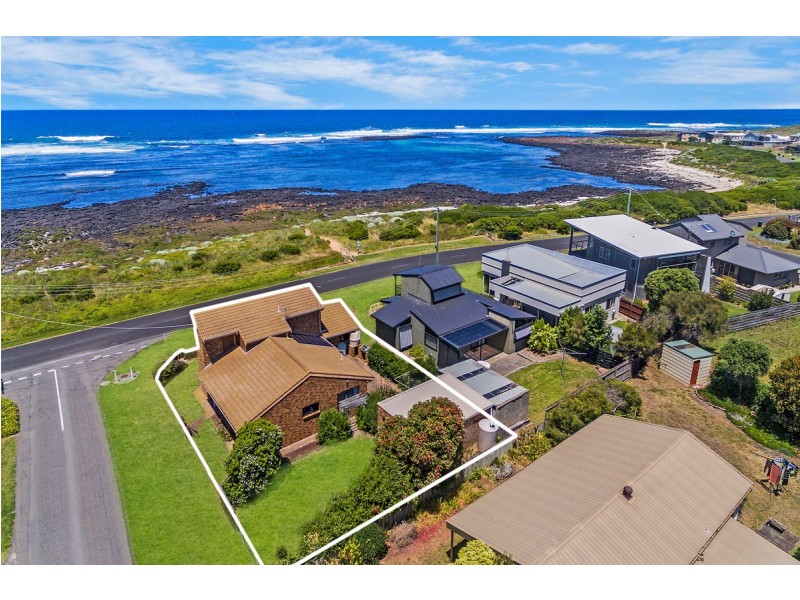 54 Ocean Drive, Port Fairy VIC 3284