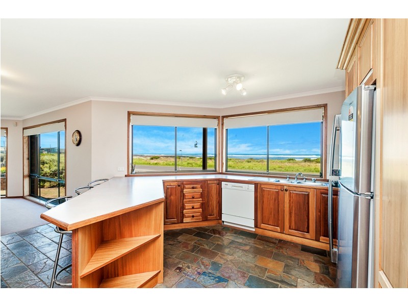 54 Ocean Drive, Port Fairy VIC 3284