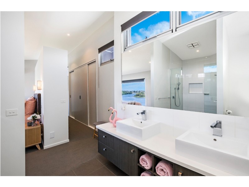 42 Dobson Way, Warrnambool VIC 3280