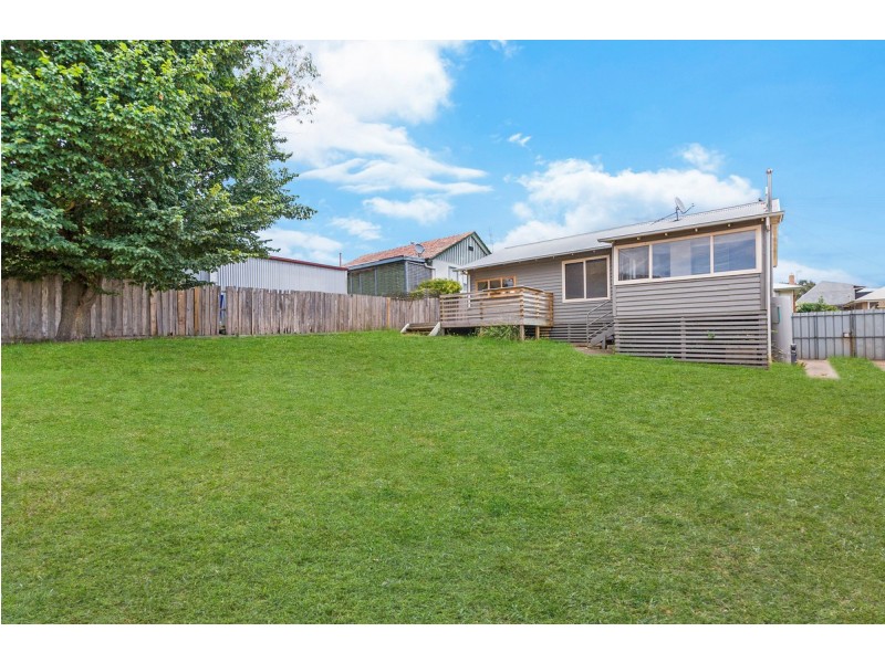 8 Kiama Avenue, Warrnambool VIC 3280
