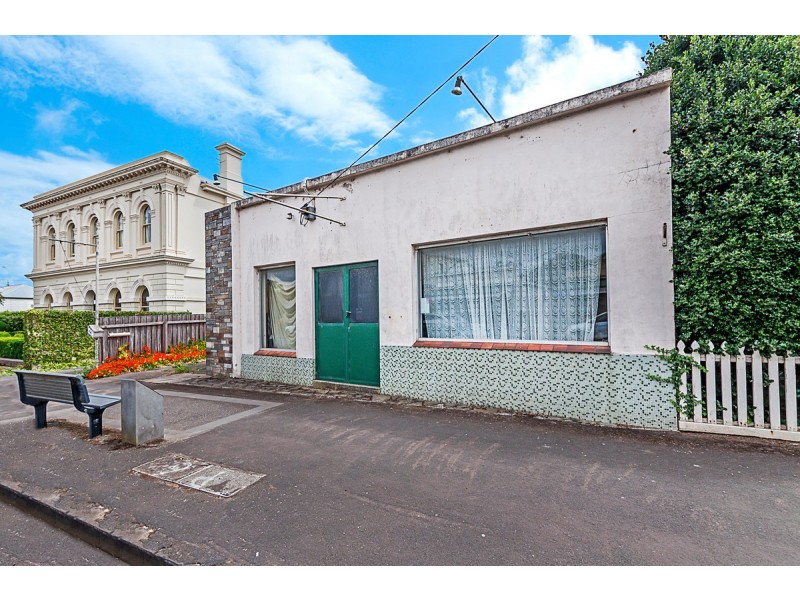 108 Commercial Road, Koroit VIC 3282