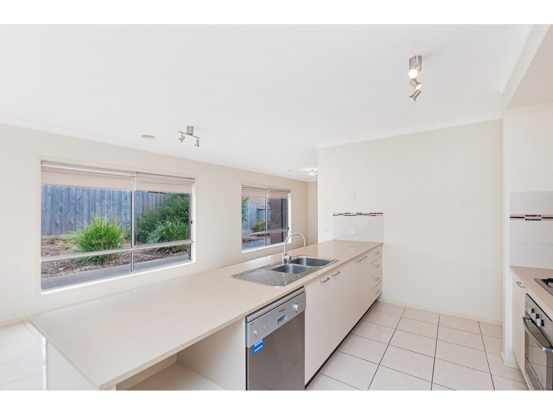 7 Napthine Terrace, Warrnambool VIC 3280