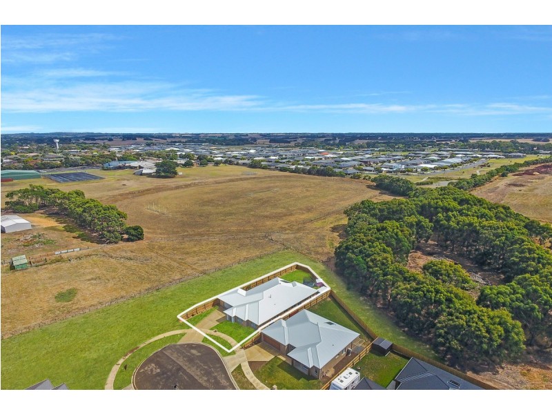 11 Royal Court, Warrnambool VIC 3280