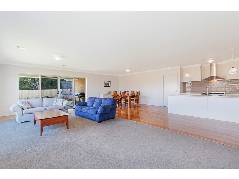 11 Royal Court, Warrnambool VIC 3280