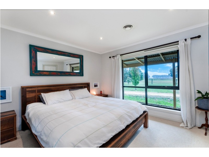 1845 Hopkins Highway, Purnim VIC 3278