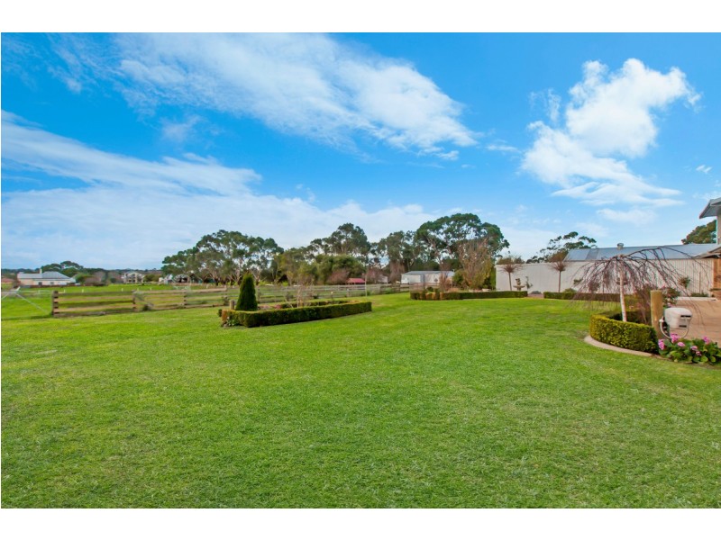 62 Clarke Street, Koroit VIC 3282