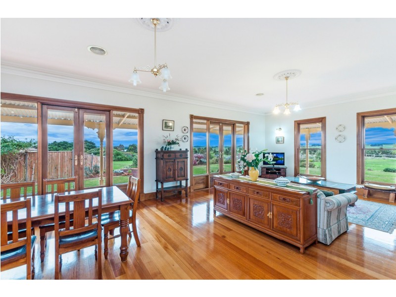 101 Farnham Road, Illowa VIC 3282