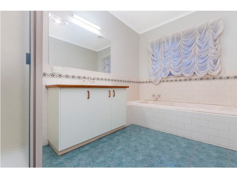 19 Mountain Ash Drive, Warrnambool VIC 3280