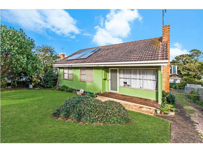 33 Tait Crescent, Warrnambool VIC 3280