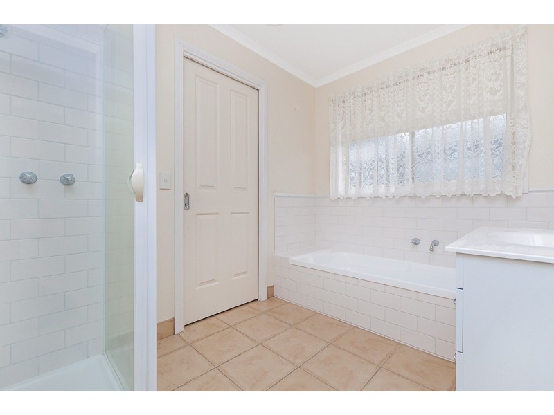 18 Aitkins Road, Warrnambool VIC 3280