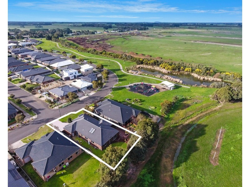 27 Boston Drive, Warrnambool VIC 3280
