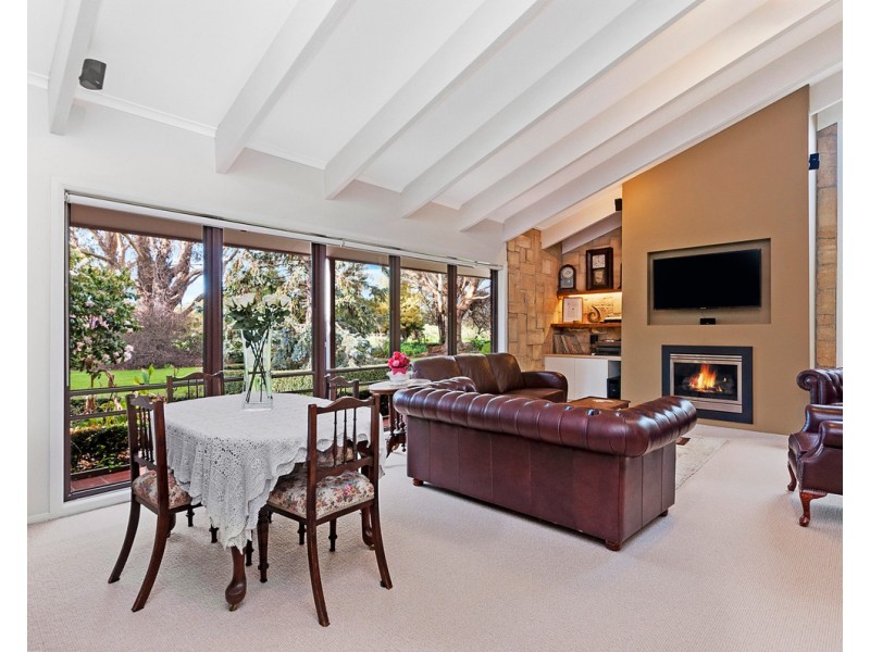 9 Manuka Drive, Warrnambool VIC 3280