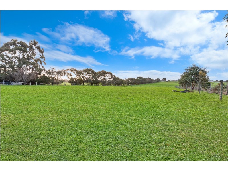 50 Forresters Road, Bushfield VIC 3281