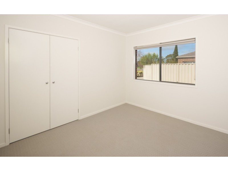 2/94 Spring Street, Mortlake VIC 3272