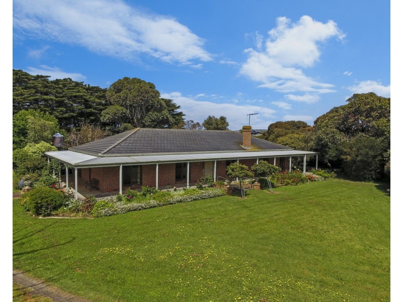 112 Station Street, Dennington VIC 3280