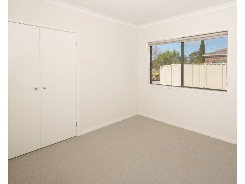 2/94 Spring Street, Mortlake VIC 3272